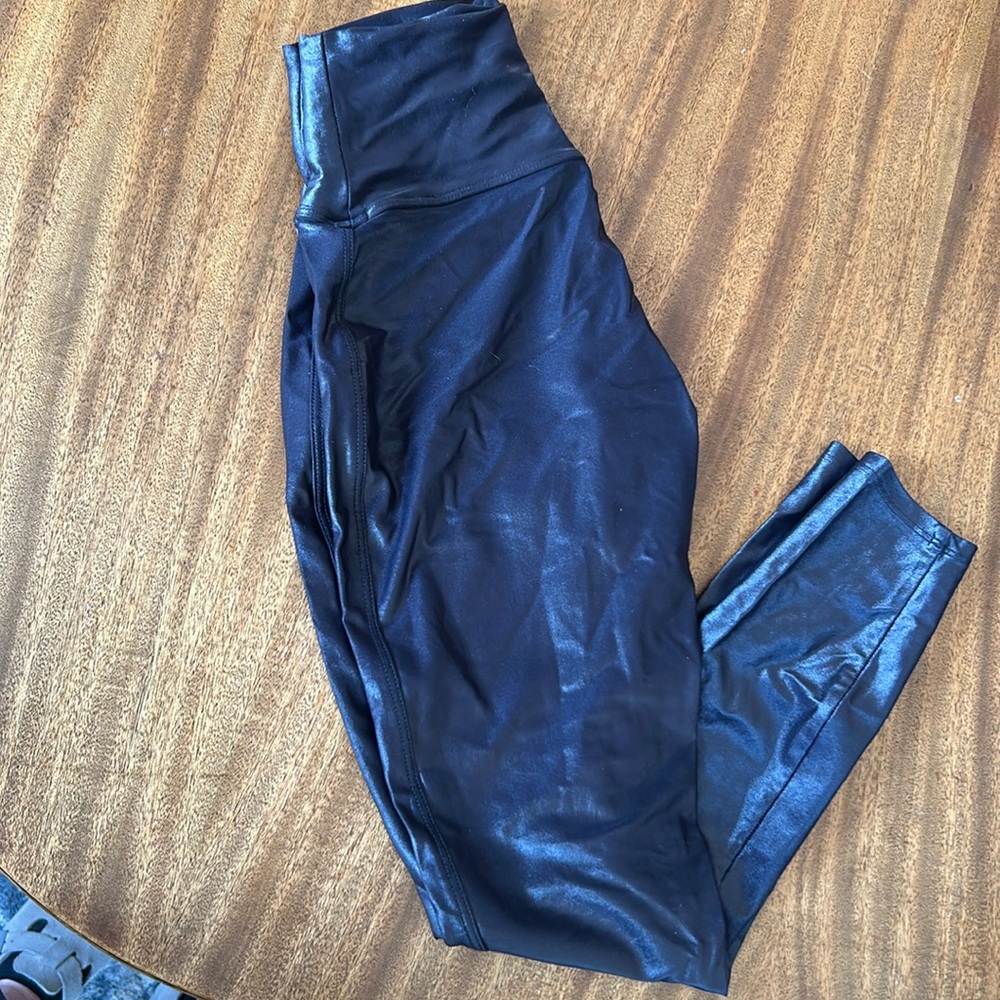 Bombshell sportswear leather lookalike leggings